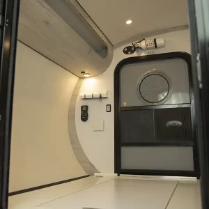 Roomy trailer interior with space-saving construction.