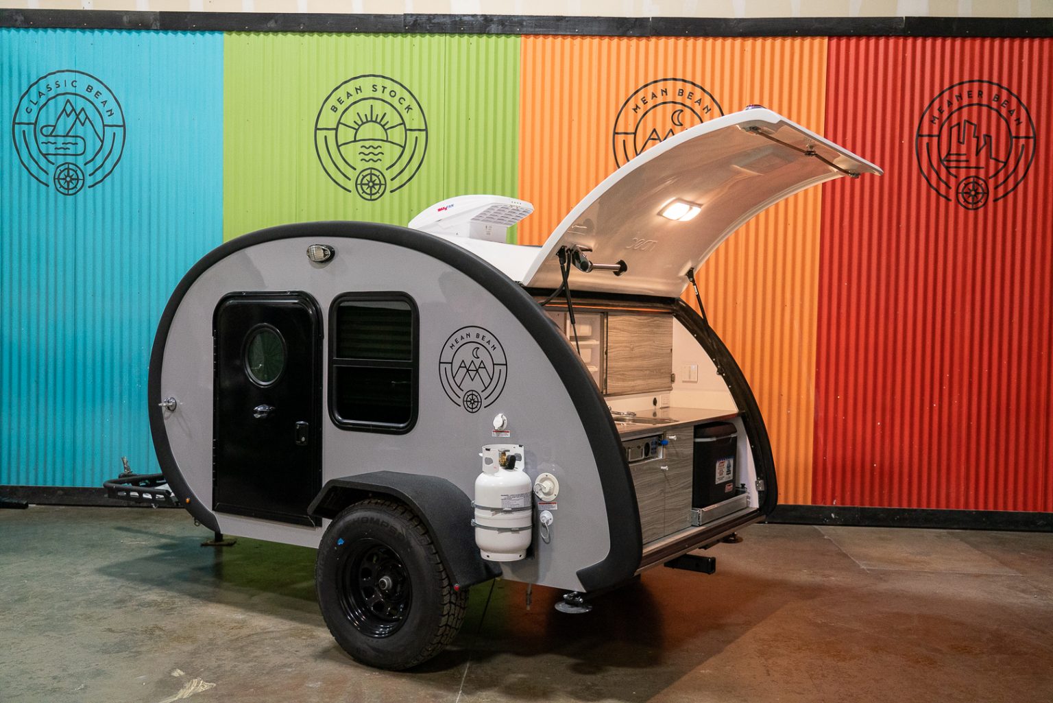 DSC03498 Bean Trailer