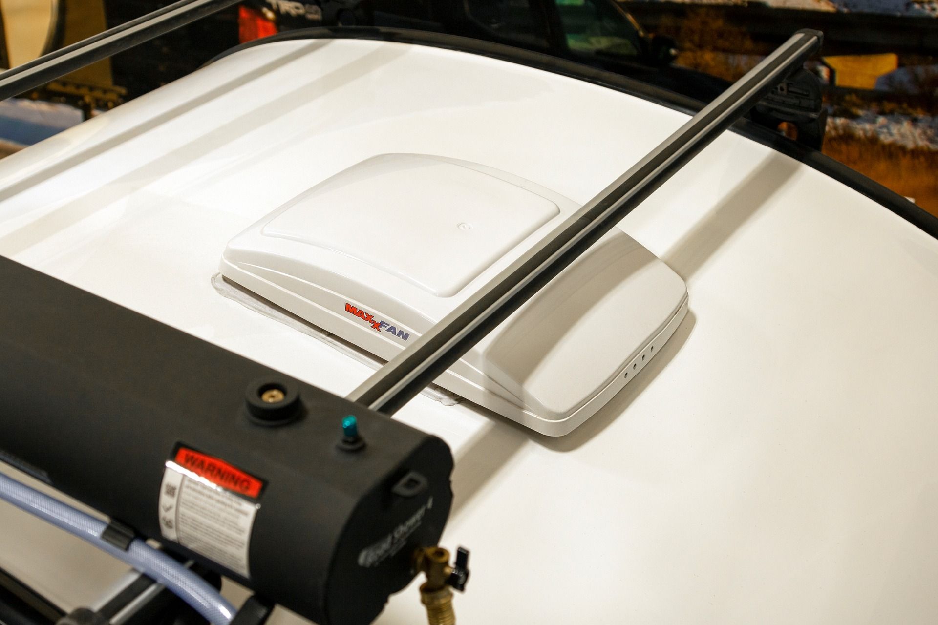 MaxxFan Deluxe Roof Fan